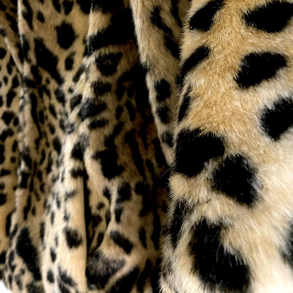 NWOT Donna Salyers Fabulous Fur 3/4 Sleeve Faux Fur Leopard Jacket - Picture 4 of 6